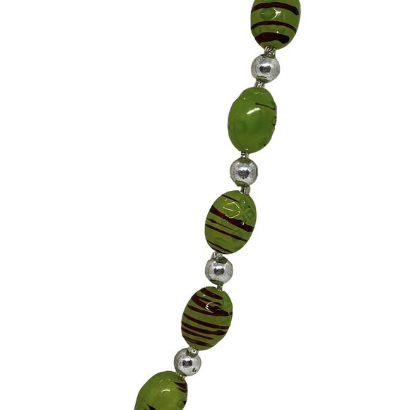 Fashion 33" Strand String Necklace Green Black Silver Plastic Beads Swirl Design - Picture 3 of 12